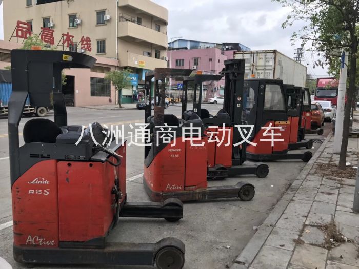 德國(guó)原裝進(jìn)口二手林德電動(dòng)叉車(chē) (13)
