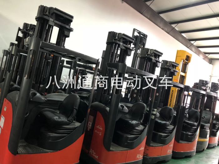 德國(guó)原裝進(jìn)口二手林德電動(dòng)叉車(chē) (10)
