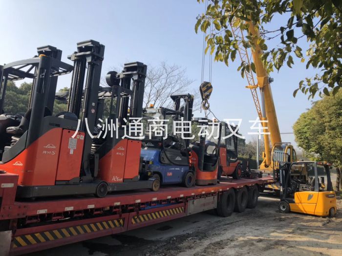 德國(guó)原裝進(jìn)口二手林德電動(dòng)叉車(chē) (22)